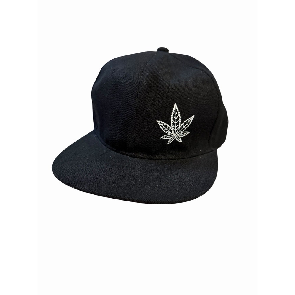 NEW mens snapback flat bill hat cap adjustable black with white pot leaf